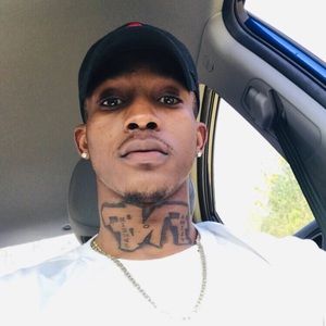 Meet your Posher, Dshannon